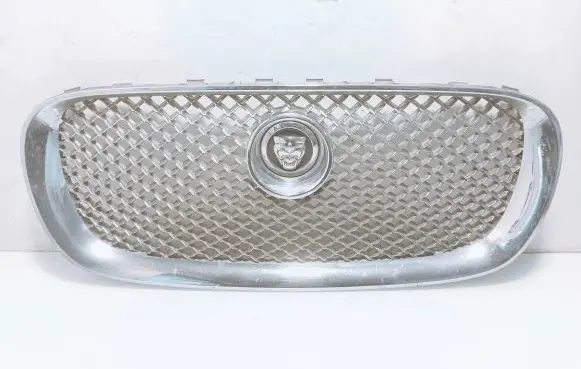 Jaguar XF X250 Front bumper upper radiator grill 8X238A100AA 8X238B271AA