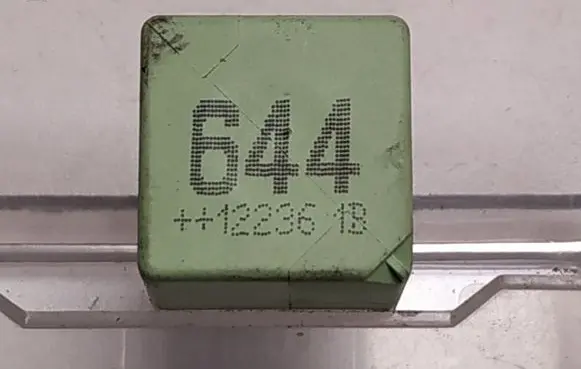 Volkswagen Golf VI Other relay 4H0951253