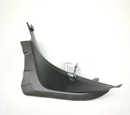 Polestar 2 Rear/tail light trim molding 32228375