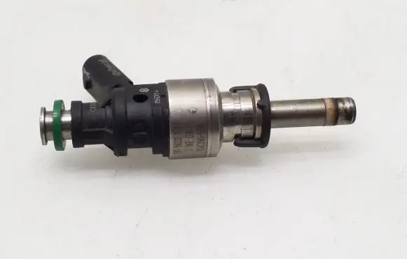 Audi A5 8T 8F Fuel injector 306E036P 104390520