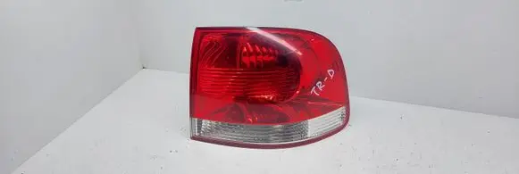 Volkswagen Touareg I Rear/tail lights 7L6945096