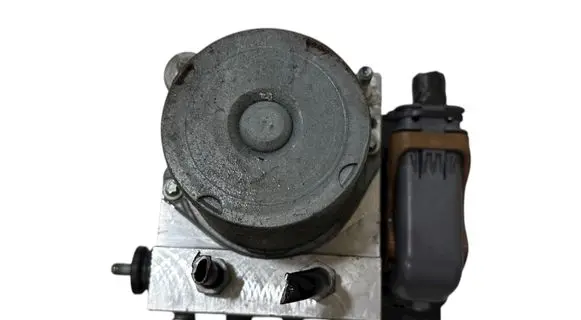 Peugeot 5008 ABS Pump 0265230304 9674677580