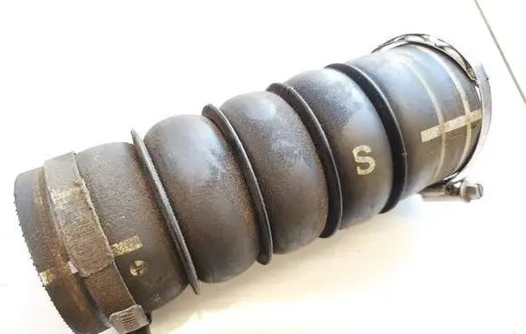 Citroen DS3 Intercooler hose/pipe 9687511280