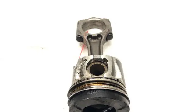 Opel Mokka Piston with connecting rod 6901