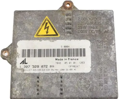Mercedes-Benz C W203 Xenon control unit/module 1307329072