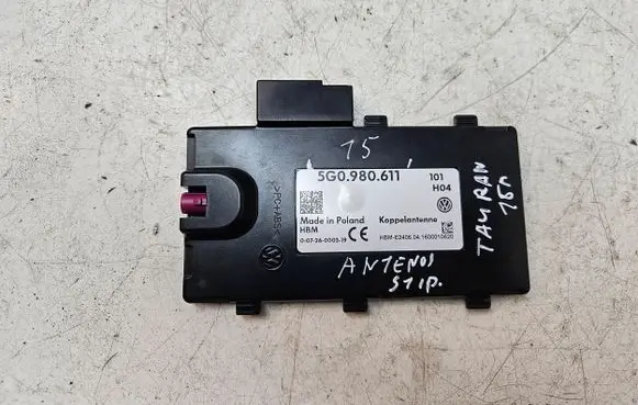 Volkswagen Touran III Aerial antenna amplifier 5G0980611