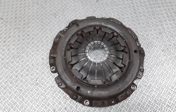 Volkswagen Polo III 6N 6N2 6NF Pressure plate 701519
