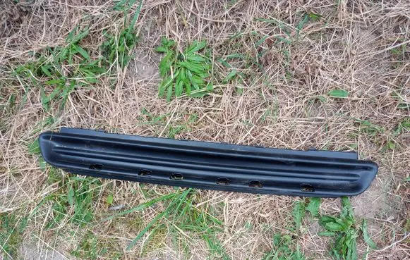 Peugeot 308 Front bumper lower grill 9674675177