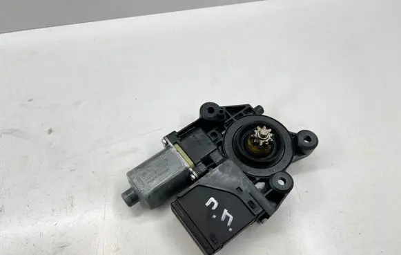 Renault Scenic III - Grand scenic III Front door window regulator motor 807300011R 916834101
