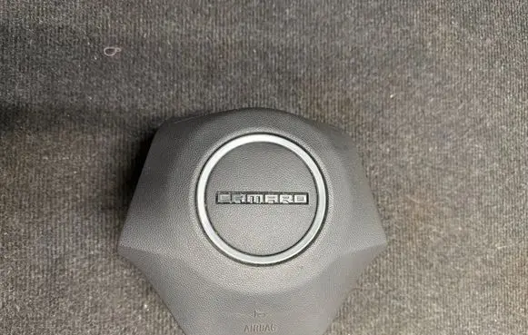 Chevrolet Camaro Steering wheel airbag 84146850 320131125 812454049
