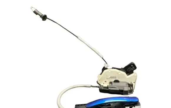 Seat Toledo IV (NH) Front door lock 5E2837015 5N0839885H