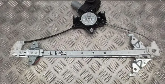 Lexus NX Front window lifting mechanism without motor 8572078040