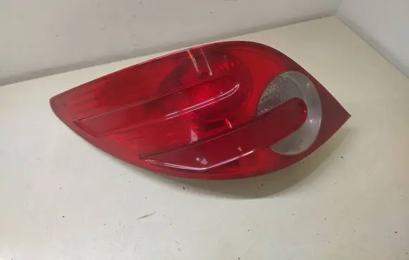 Mercedes-Benz R W251 Rear/tail lights A2518200364 A2518200164