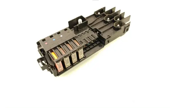 Mercedes-Benz ML W164 Fuse module 013948411