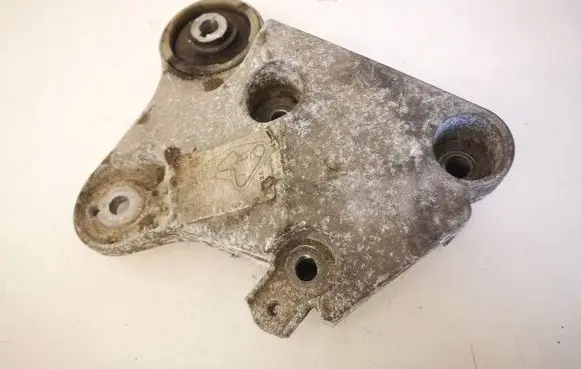 Renault Laguna II Engine mounting bracket 8200358663