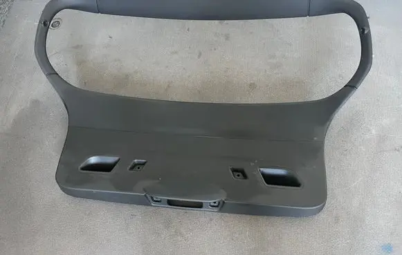 BMW 1 F20 F21 Tailgate trim 7239905 30E00816 15054410