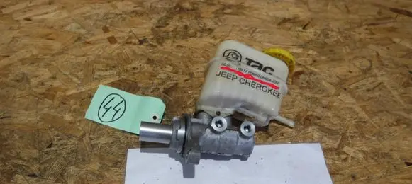 Jeep Cherokee Brake booster