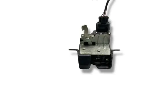 KIA Carens II Tailgate/trunk/boot lock/catch/latch