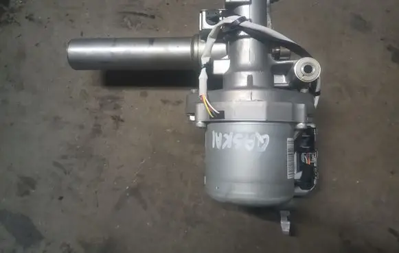 Nissan Qashqai Electric power steering pump 