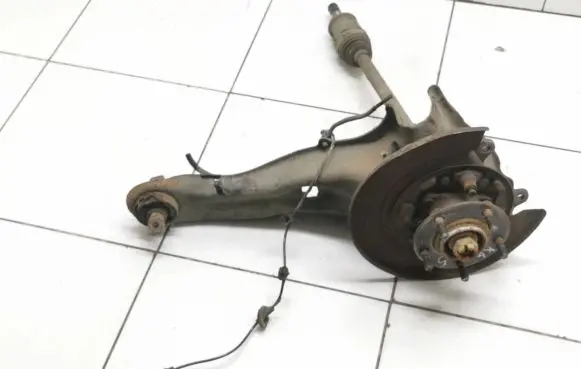Mitsubishi ASX Rear wheel hub spindle/knuckle 