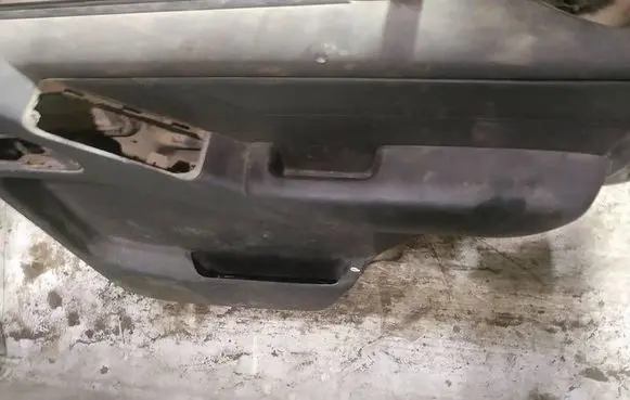Nissan Pathfinder R51 Rear door card panel trim 