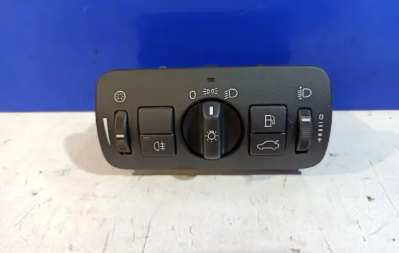 Volvo V60 Light switch 30739413