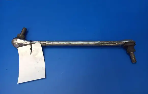 Mercedes-Benz E C207 W207 Front anti-roll bar/stabilizer link A2043203789