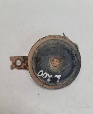 Mitsubishi L200 Horn signal E200983