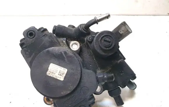 Mercedes-Benz GLK (X204) Fuel injection high pressure pump A6510700101