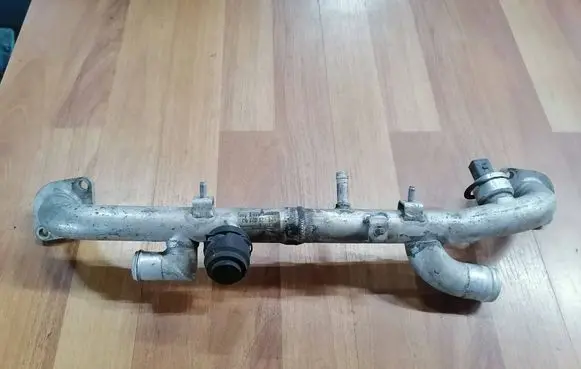 Audi A6 S6 C6 4F Engine coolant pipe/hose 079121071BJ