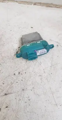 Audi Q7 4L Heater blower motor/fan resistor 7L0907521B