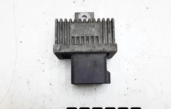Nissan Micra C+C Glow plug pre-heat relay 7700115078