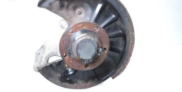 Volkswagen PASSAT B8 Rear wheel hub