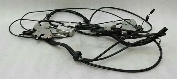 Mercedes-Benz SLK R172 Convertible roof lock latch cylinder A1728000272