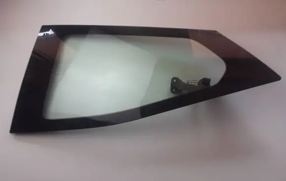 Toyota Aygo AB40 Rear side window 681400H050