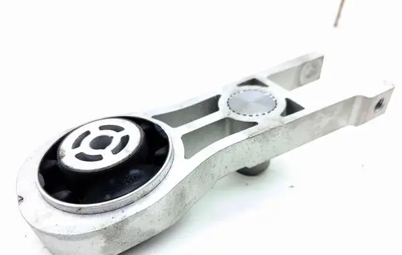 Peugeot 3008 III Gearbox mounting bracket 9840717080 SRK1731316