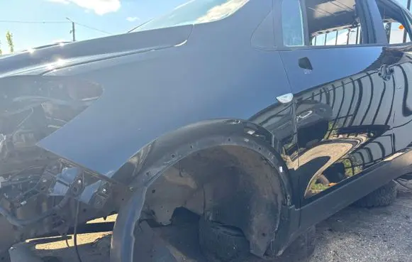 Opel Mokka Fender