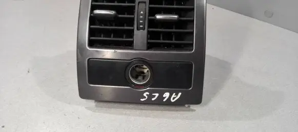 Audi A6 S6 C5 4B Rear air vent grill 4B0819203 4B0815743