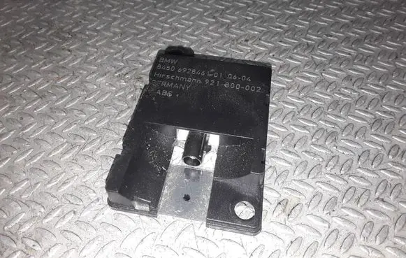 Antenna control unit
