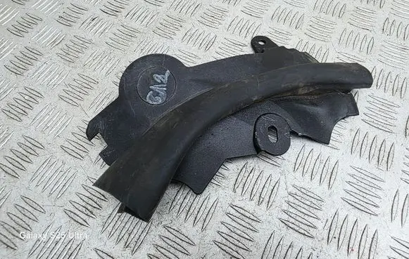 BMW 7 G11 G12 Engine compartment rubber 7347396 51767347396