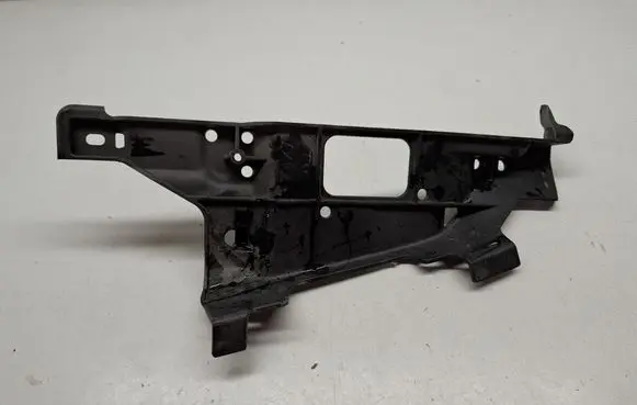 Mercedes-Benz CLS C218 X218 Muffler mount bracket/holder 2188852014 A2188852014