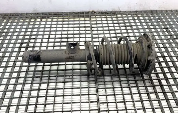 BMW 3 F30 F35 F31 Front shock absorber/damper 6873803