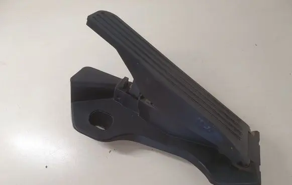 Seat Altea XL Accelerator throttle pedal 1K1721503S