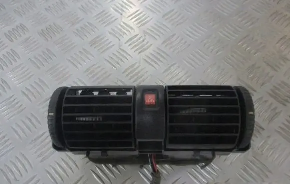 Opel Astra G Dashboard air vent grill cover trim 
