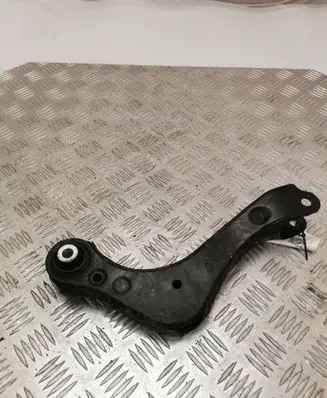 Toyota RAV 4 (XA50) Rear control arm