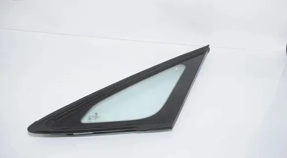 BMW 2 F46 Front triangle window/glass 7375181 51377375181 2579129