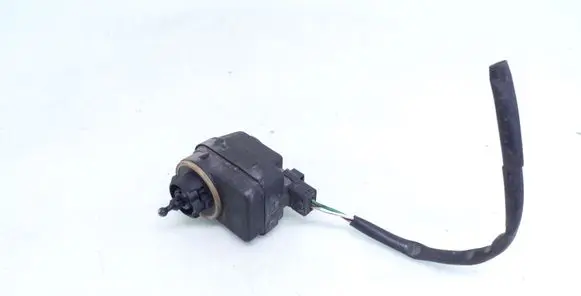 Headlight level adjustment motor