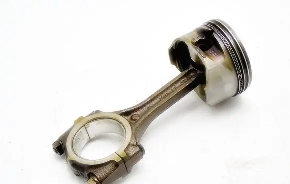 Hyundai Accent V Piston with connecting rod L16