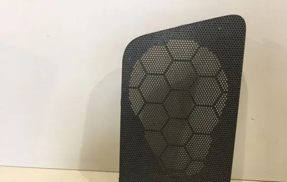 Side speaker trim/cover