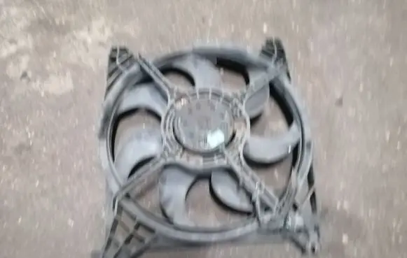 Hyundai Trajet Electric radiator cooling fan